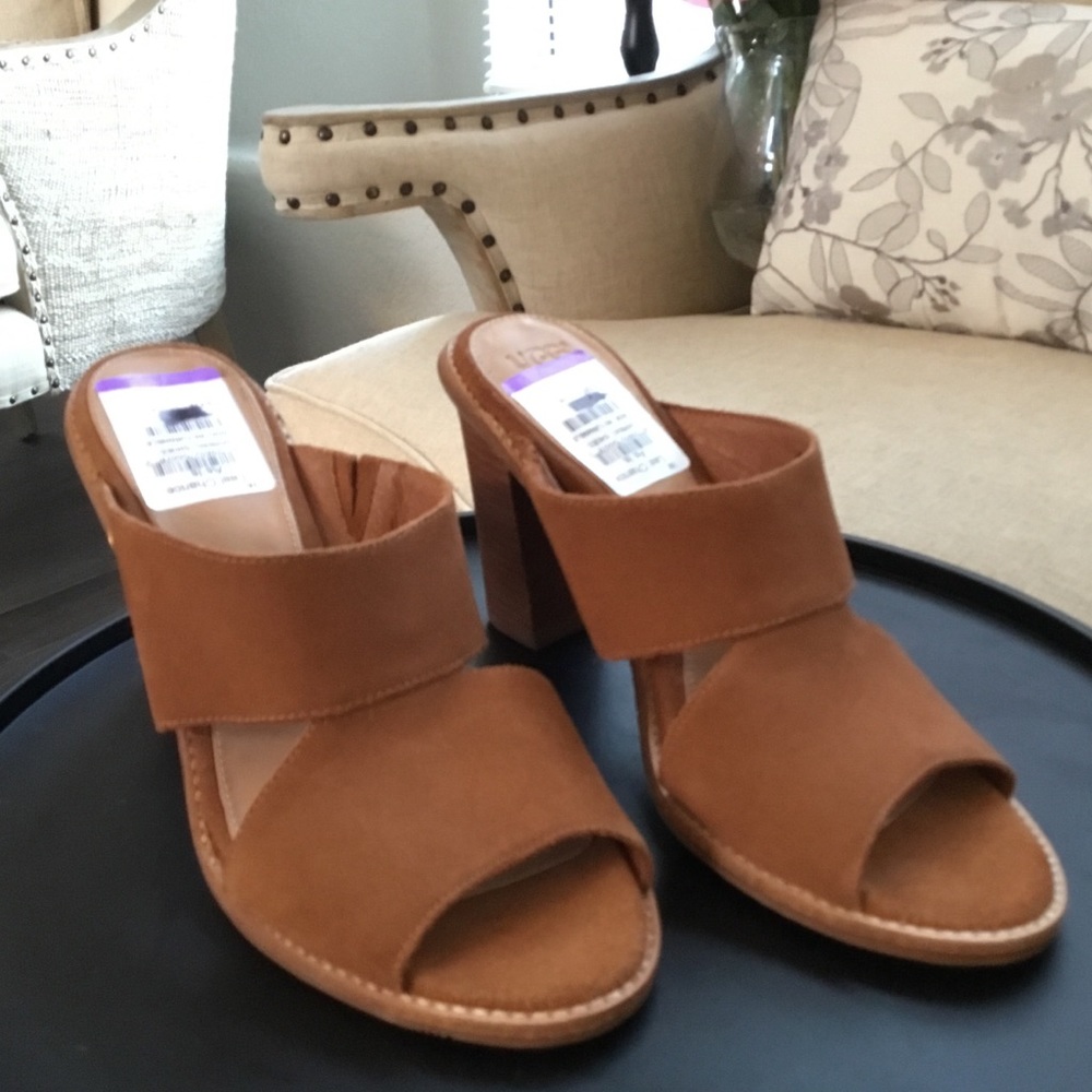 UGG Australian Chestnut Celia suede strap woven 10